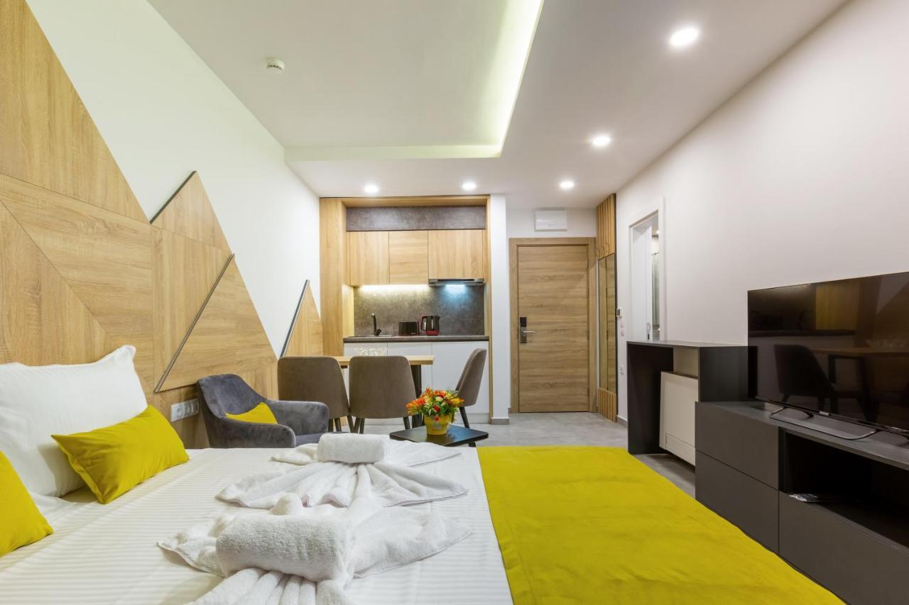 Inter Apartment *